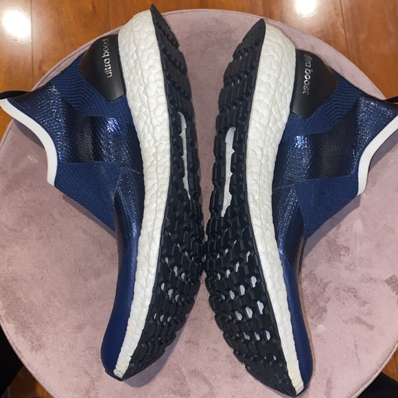 ADIDAS BY STELLA MCCARTNEY
ULTRABOOST X ALL TERRAIN S. Size 8.5 - Picture 3 of 6